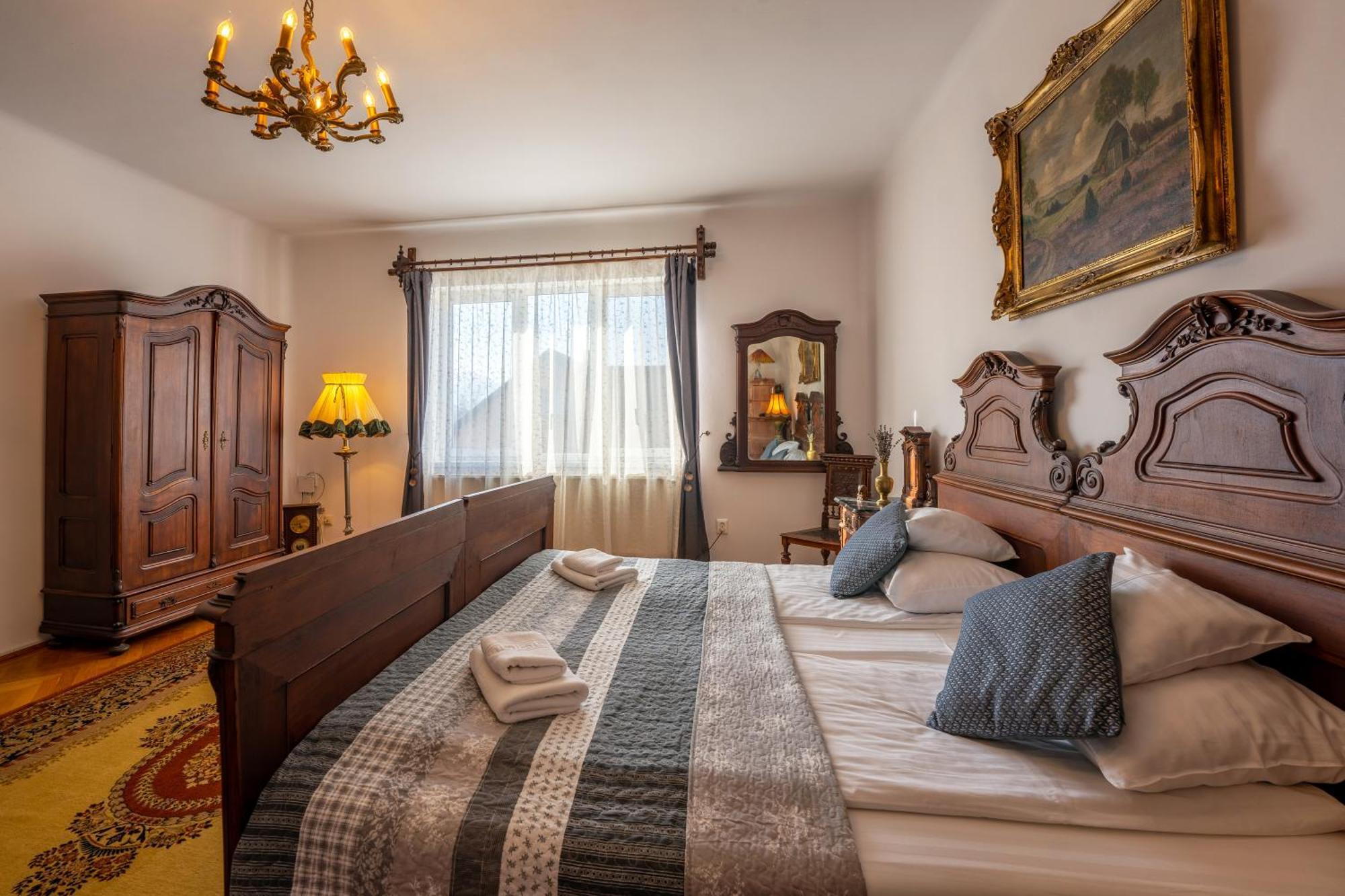 Casa Szabo Bed and Breakfast Sighişoara Eksteriør billede